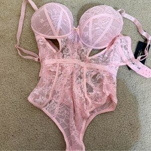 Elegant Pink Lace Bodysuit/lingerie